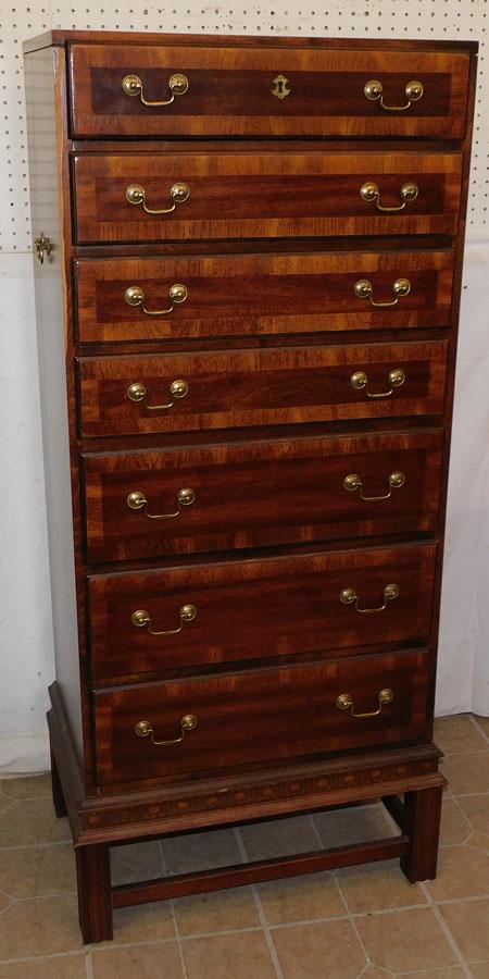 Cherry Banded Front 7 Dr Lingerie Chest by Henredon: Cherry Banded Front 7 Drawer Lingerie Chest by Henredon. 24 1/4" W 16 1/2" D 56 3/4" H