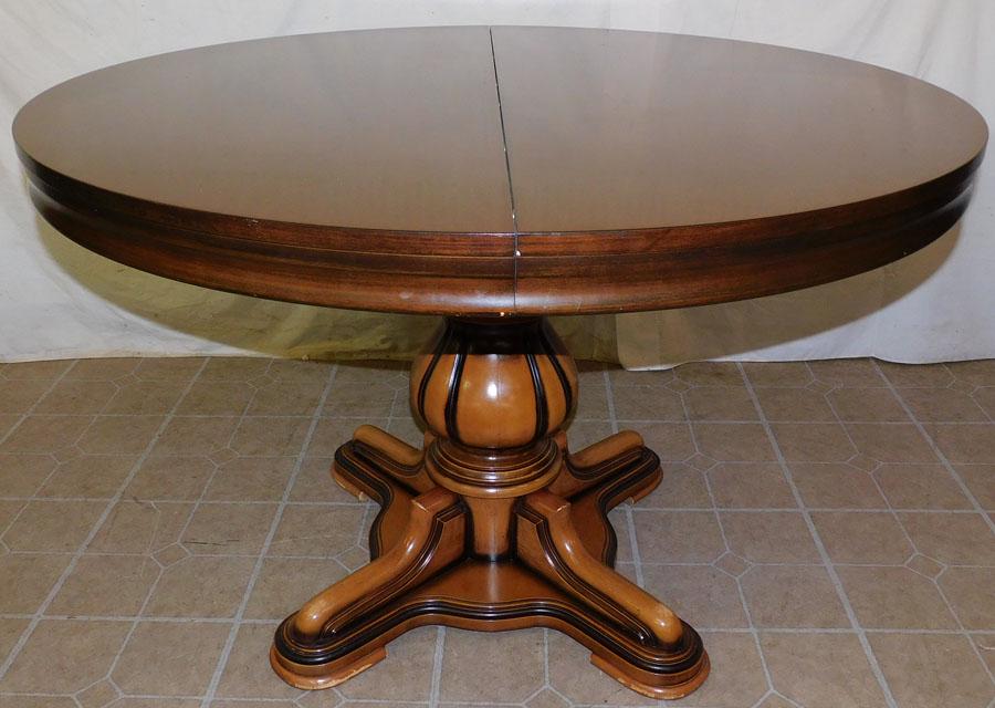 Cherry Round Dining Table with 1 Leaf (1 of 3)