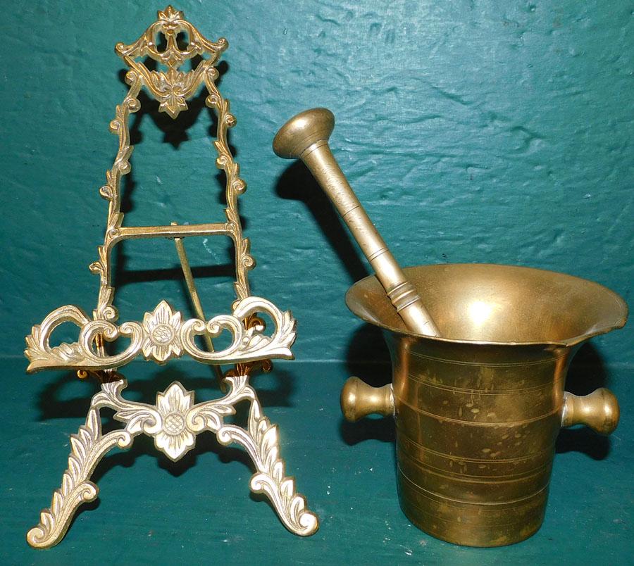 Cast Brass Mortar & Pestle - Brass Easel (1 of 2)