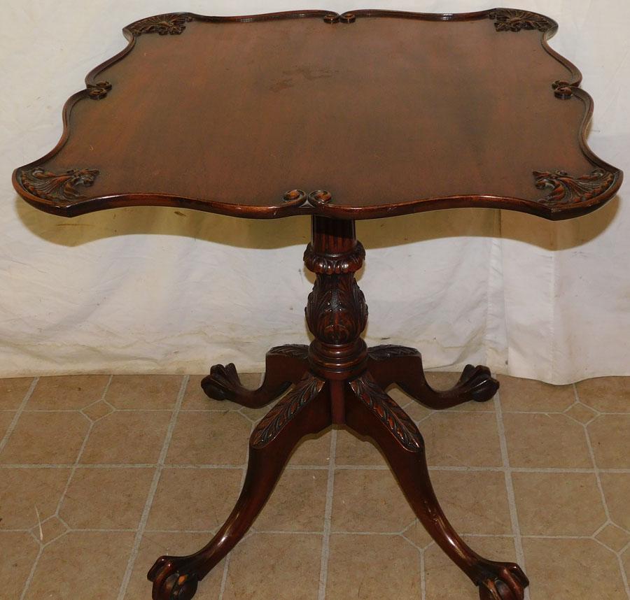 Mahogany Carved Ball & Claw Feet Tea Table By Imperial: Mahogany Carved Ball & Claw Feet Tea Table By Imperial. 27" W 27" D 28 1/2" H