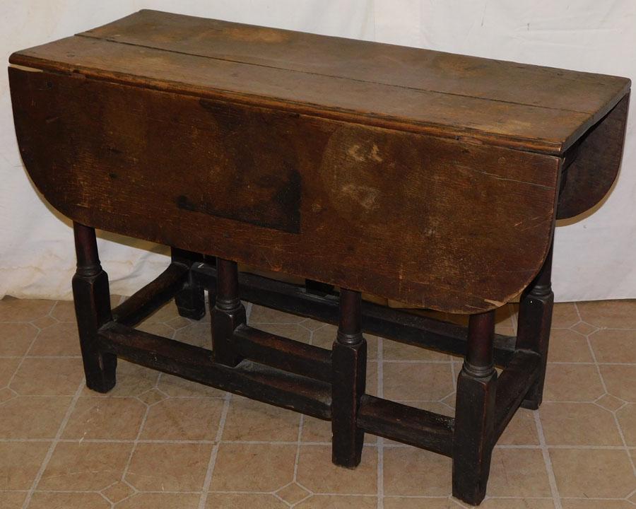 18th C English Oak Gateleg Table (1 of 4)