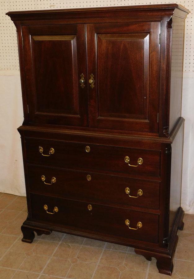 Mahogany TV Cabinet by Stickley (1 of 7)