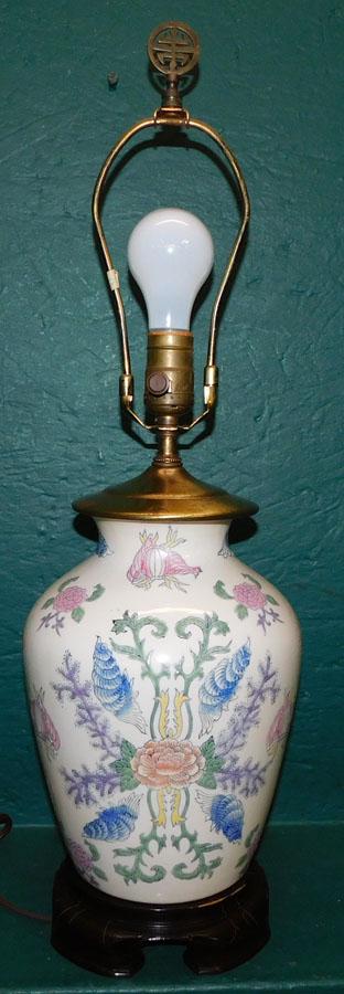 Porcelain Sea Shell Decorated Lamp (1 of 3)