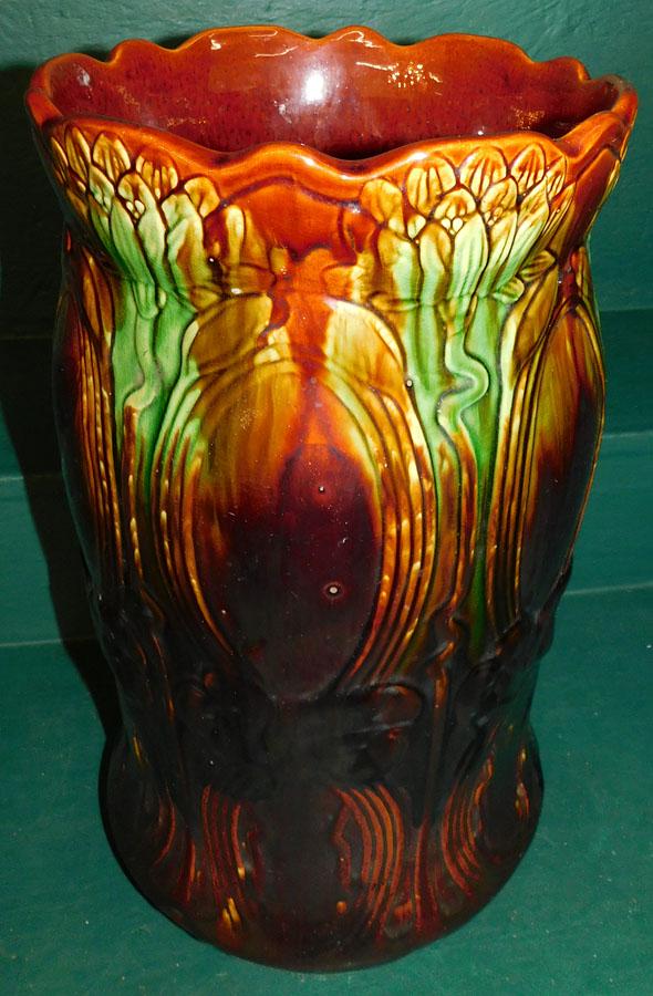 Majolica Umbrella Stand: Majolica Umbrella Stand. 18 1/4" H