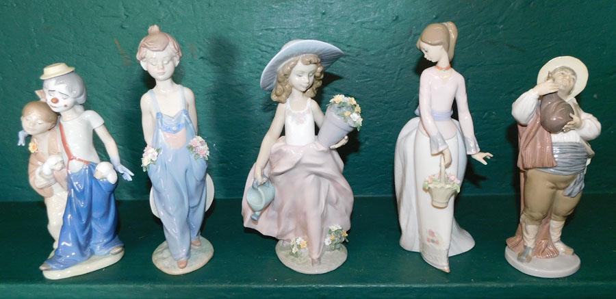 Lot 5 Lladro Figures (1 of 3)