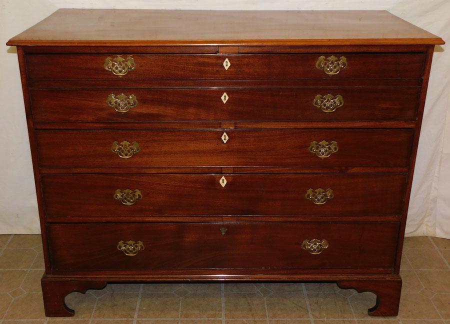 19th C Mahogany Butlers Desk (1 of 7)