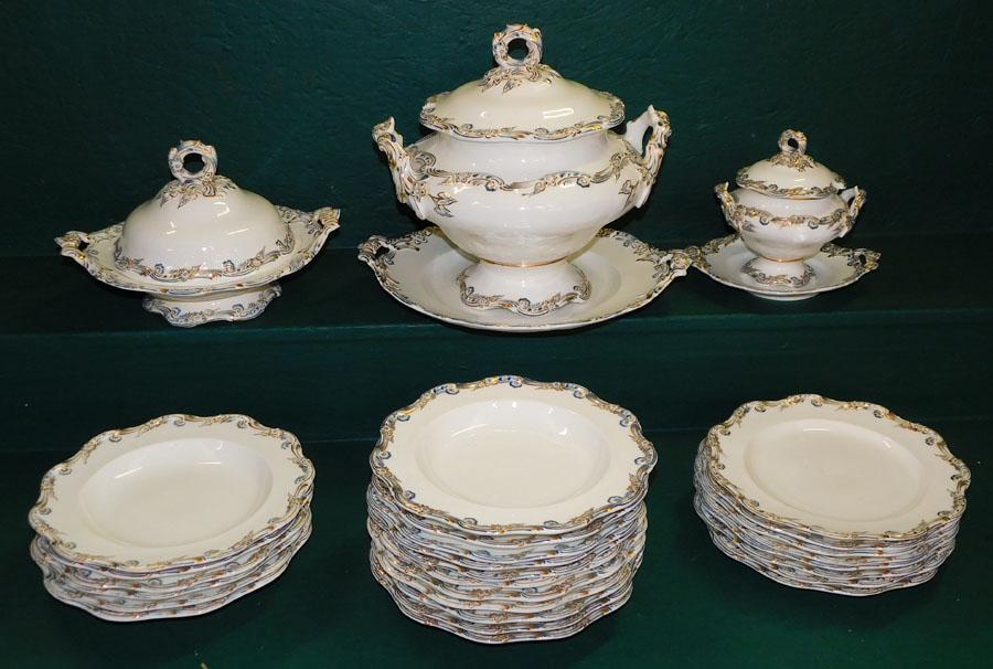 29 Pc Coal port English Dinnerware (1 of 5)