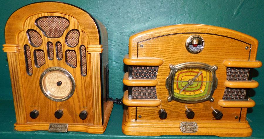 Two Modern Thomas Radios (1 of 3)