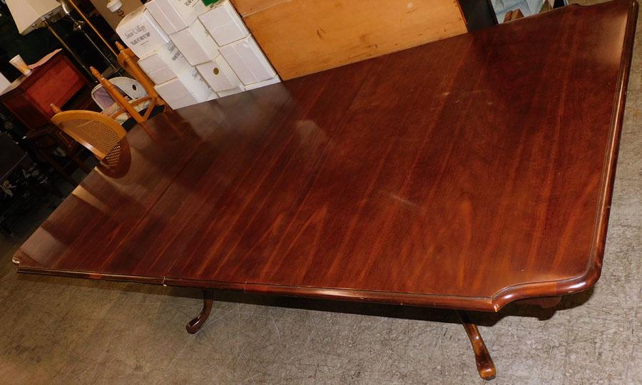 Cherry 2-Pedestal Table W/ 2 Leaves By American Drew (1 of 5)