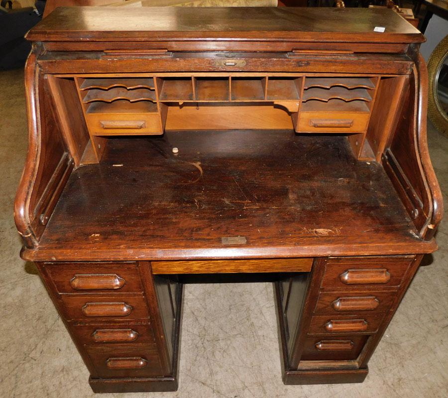 Antique Oak S Roll Desk (1 of 3)