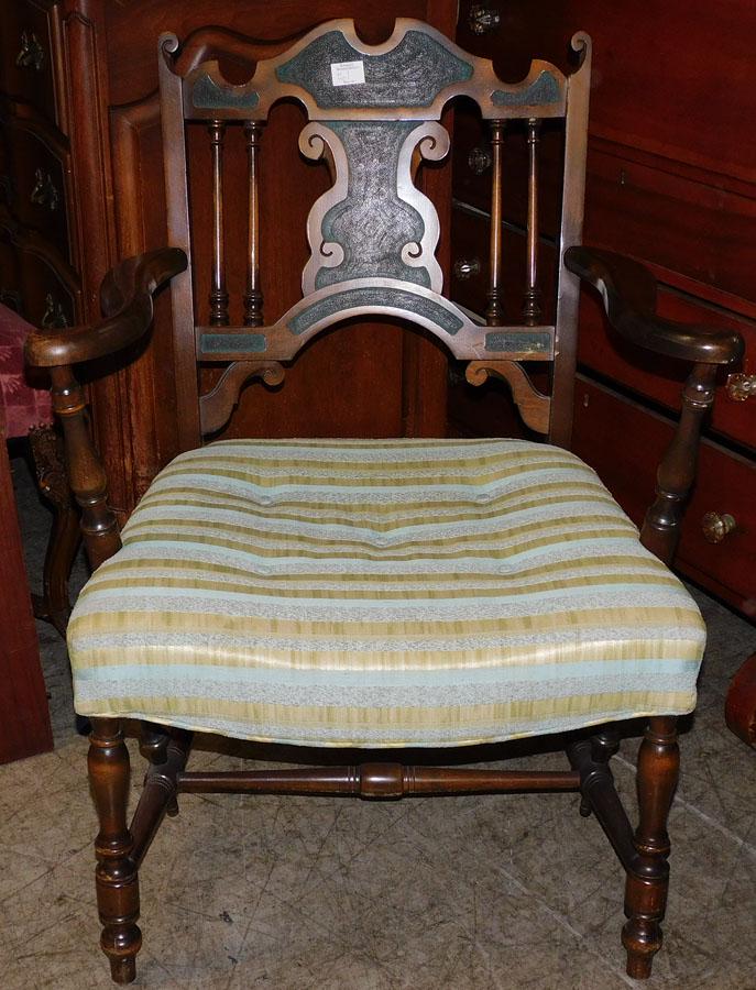 Walnut Arm Chair (1 of 3)