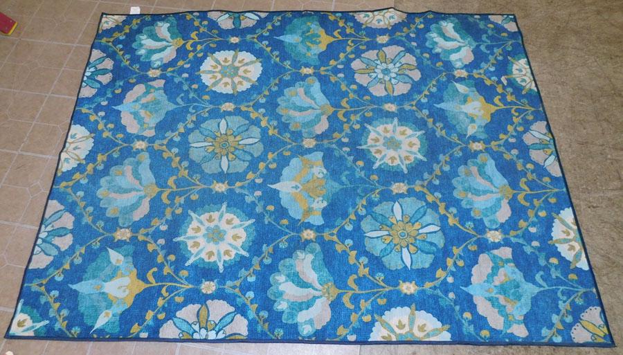 5' 0" X 7' 0" Machine Made Rug (1 of 2)