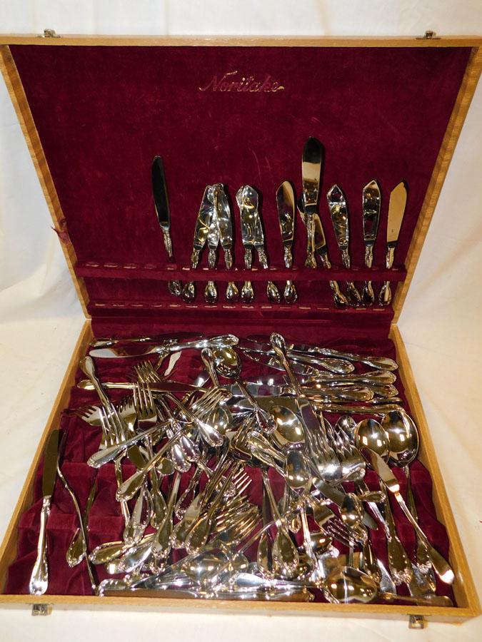 Lot Stainless Steel Flatware (1 of 3)