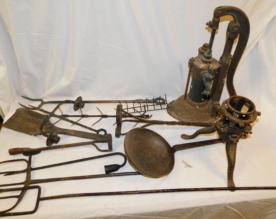Lot Cast Iron & Wrought Iron Items (1 of 6)