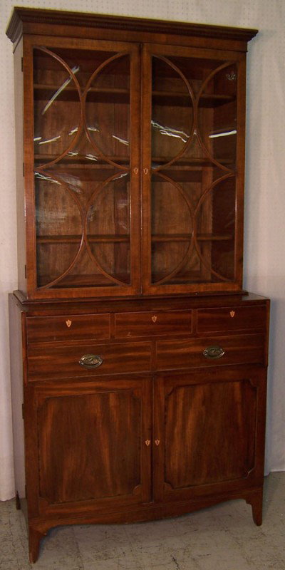 Period HW inlaid glass door butlers desk secretary: Period Hepplewhite inlaid glass door butlers desk secretary with satin wood interior.
