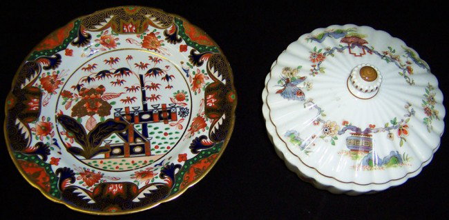 Royal Crown Derby plate & Royal Worcester jar: Unsigned Royal Crown Derby plate and Royal Worcester covered hand painted jar (plate 8 1/2", covered jar 6")