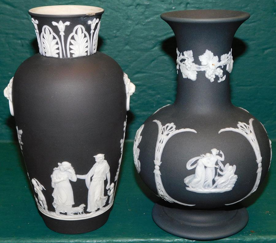 2 Black Wedgwood Vases (1 of 5)