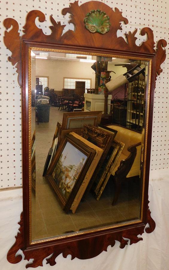 Henkel Harris Mahogany Chippendale Shell Crest Mirror (1 of 8)