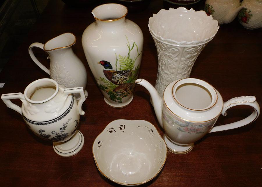 Lot 6 Lenox Porcelain Items (1 Vase Damaged) (1 of 6)