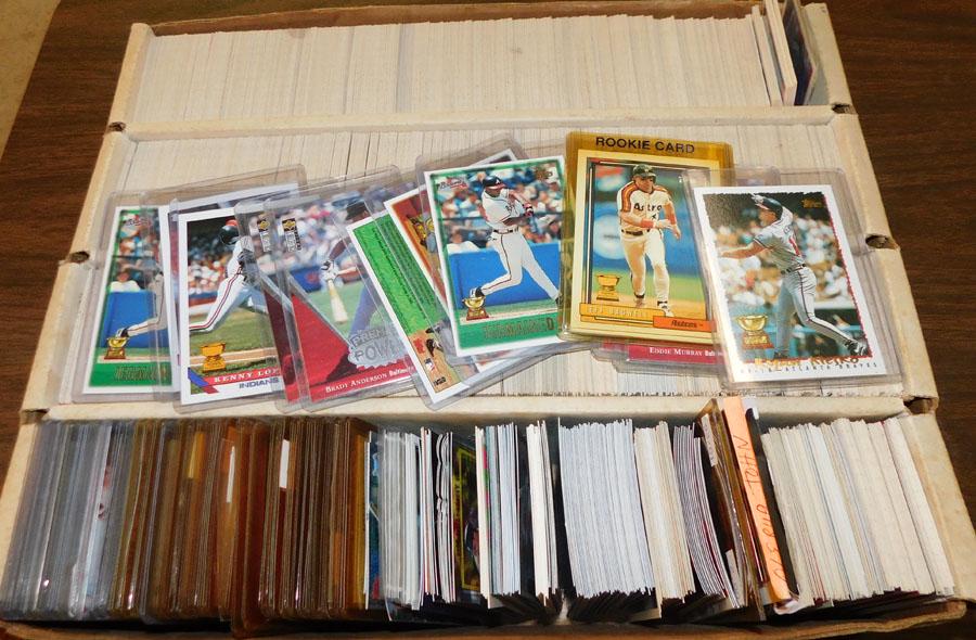 Lot Baseball Cards (1 of 3)