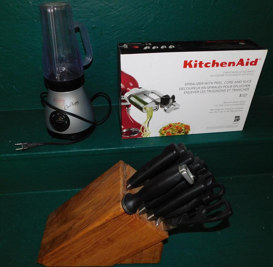 Lot Kitchen Items (1 of 1)