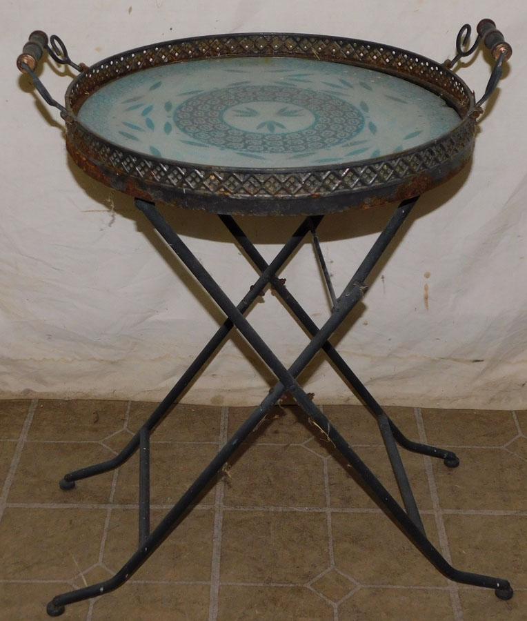 Metal Outdoor Serving Tray On Stand (1 of 2)