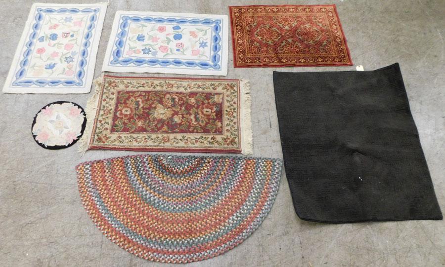 Lot Hook Rugs & Machine Made Rugs (1 of 6)