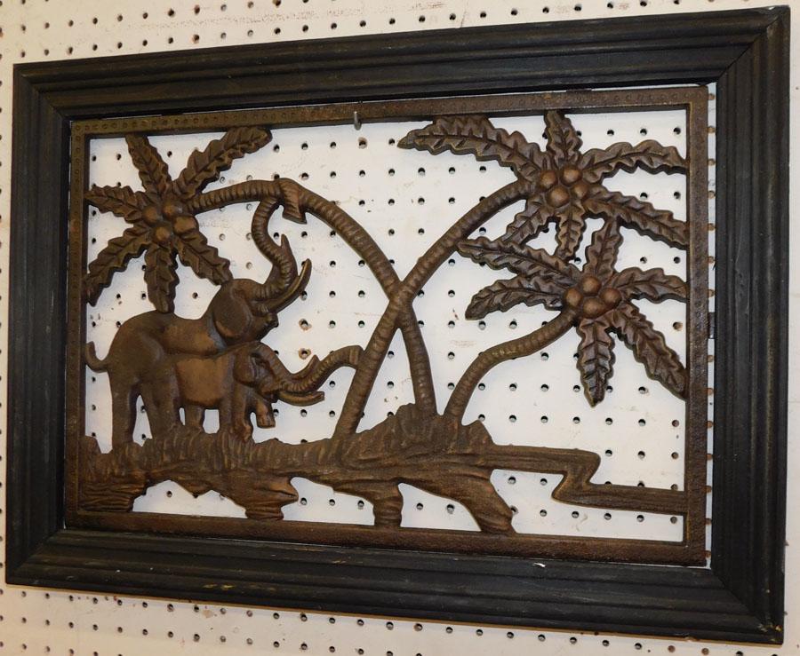 Cast Iron Wall Plaque (1 of 3)