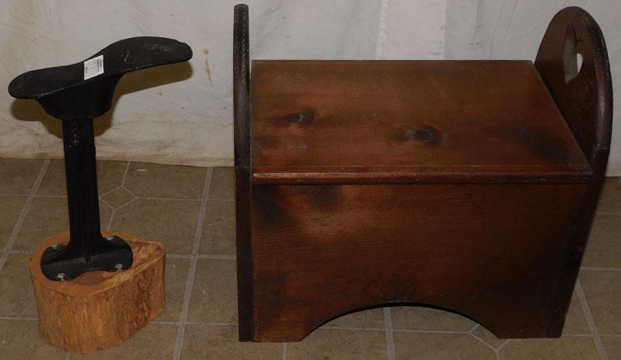 Cast Iron Cobbler Shoe Stand & Pine Box (1 of 2)