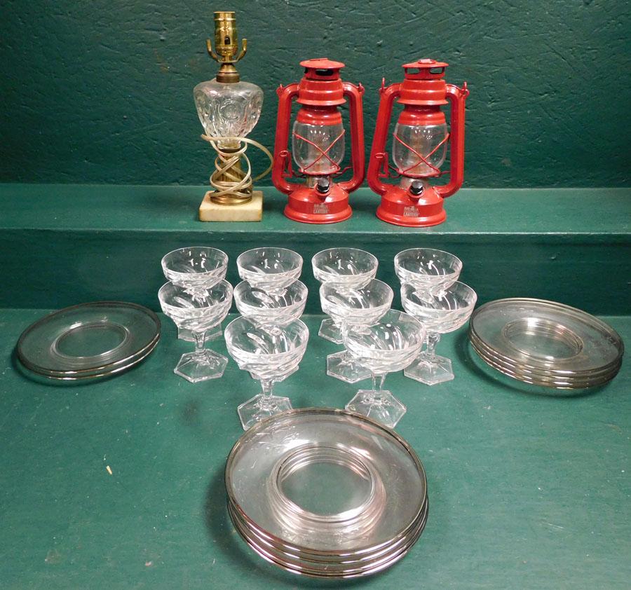 Lot Clear Glass- Oil Lamp -- Lanterns: Lot Clear Glass- Oil Lamp -- Lanterns.