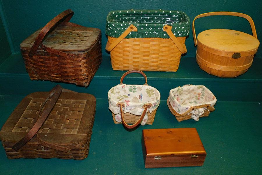 Lot Longaberger Baskets - Misc. Baskets (1 of 4)