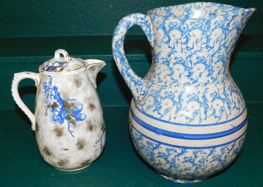Sponge Wear Pitcher & Porcelain Pitcher (1 of 4)