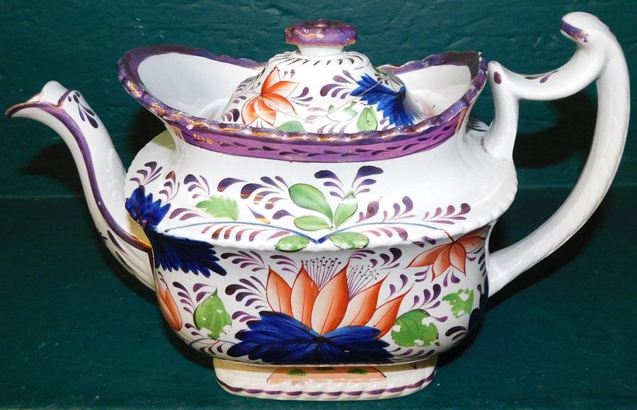 19th C Gaudy Welsh Teapot In " Grape " Pattern (1 of 3)