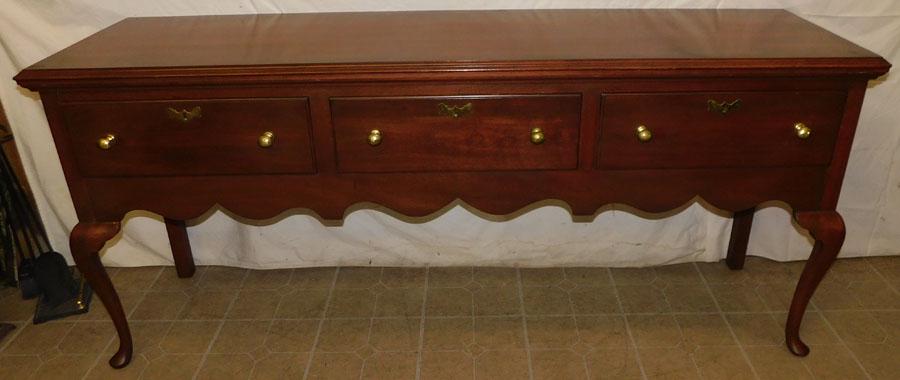 Henkel Harris Cherry Queen Anne 3 Drawer Sideboard (1 of 4)