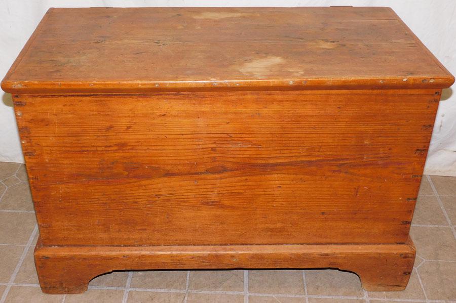 Antique Pine Dovetail Box (1 of 5)
