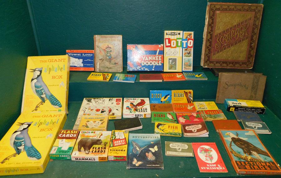 Lot Vintage Gaming Items (1 of 6)