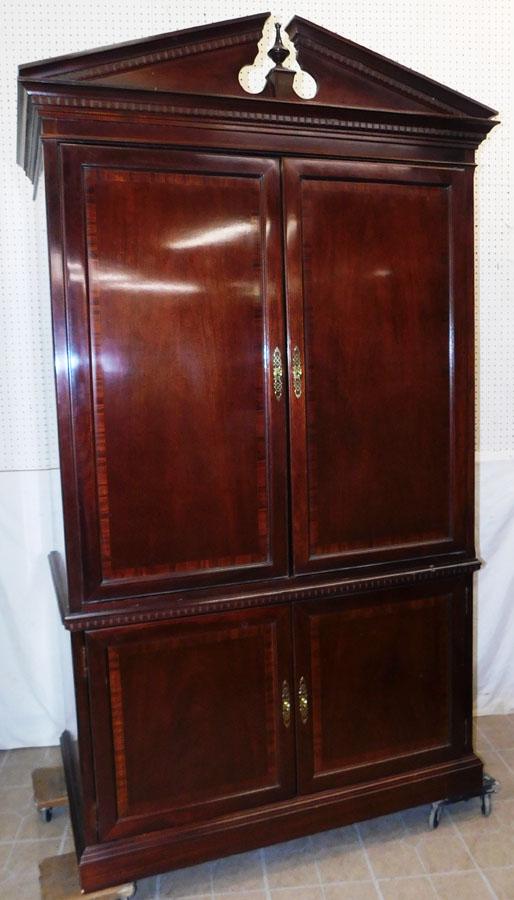 2 Pc Broken Arch Top Mahogany Entertainment Center (1 of 6)