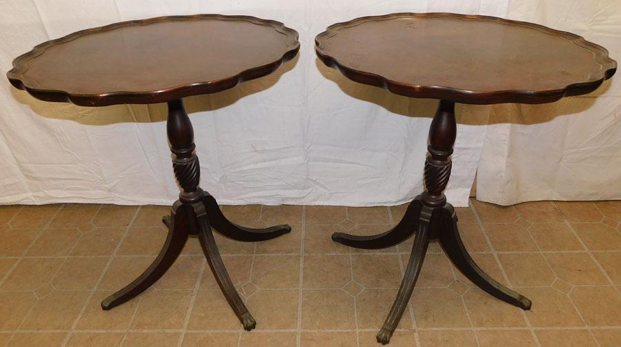 Pair Mahogany Pie Crust Tea Tables: Pair Mahogany Pie Crust Tea Tables. 26" Dia 27 1/4" H
