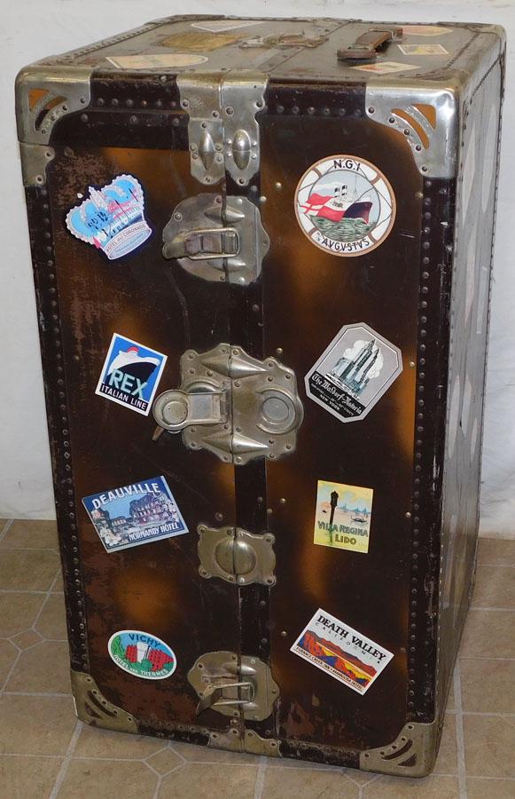 Vintage Flat Top Trunk Wardrobe (1 of 8)