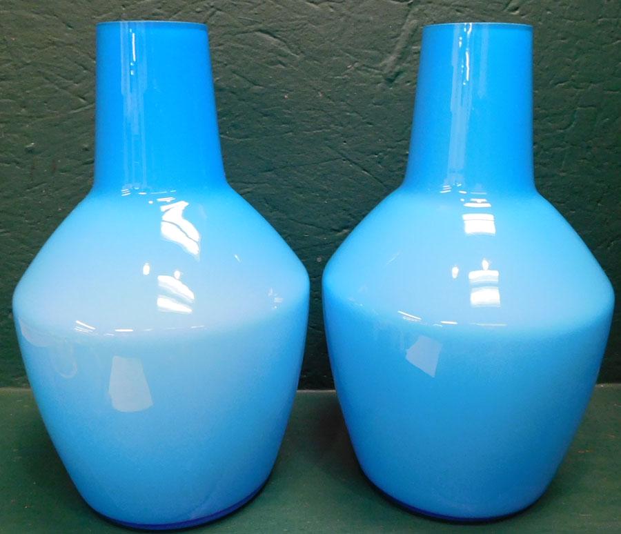 Pair Ethan Allen Art Glass Vases: Pair Ethan Allen Art Glass Vases . 14 1/4" H