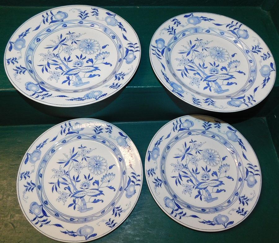 Lot 4 Blue & White Dresden Plates (1 of 3)
