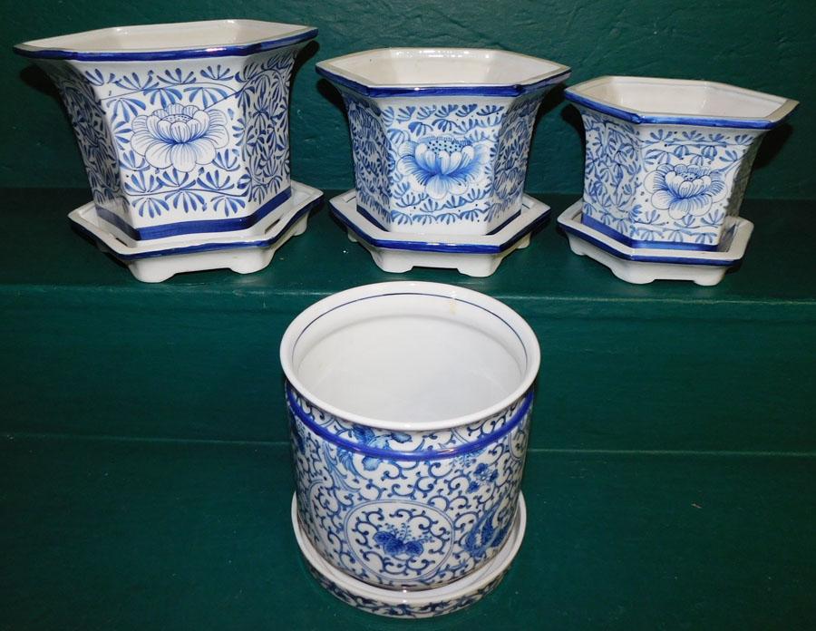 Lot 4 Oriental Blue & White Porcelain Planters (1 of 3)