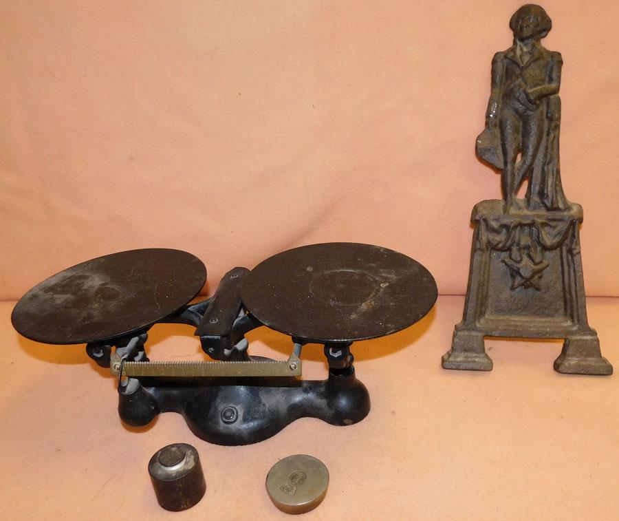 Antique Cast Iron Washington Plaque & Cast Iron Scale (1 of 3)