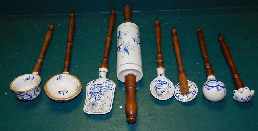 Blue & White Porcelain Country Kitchen Items (1 of 4)