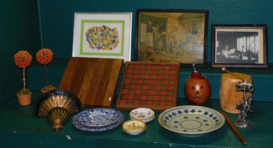 Lot Framed Prints & Misc. Porcelain - Wood Items (1 of 15)