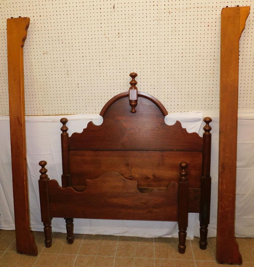 Victorian Walnut Single Bed (1 of 3)