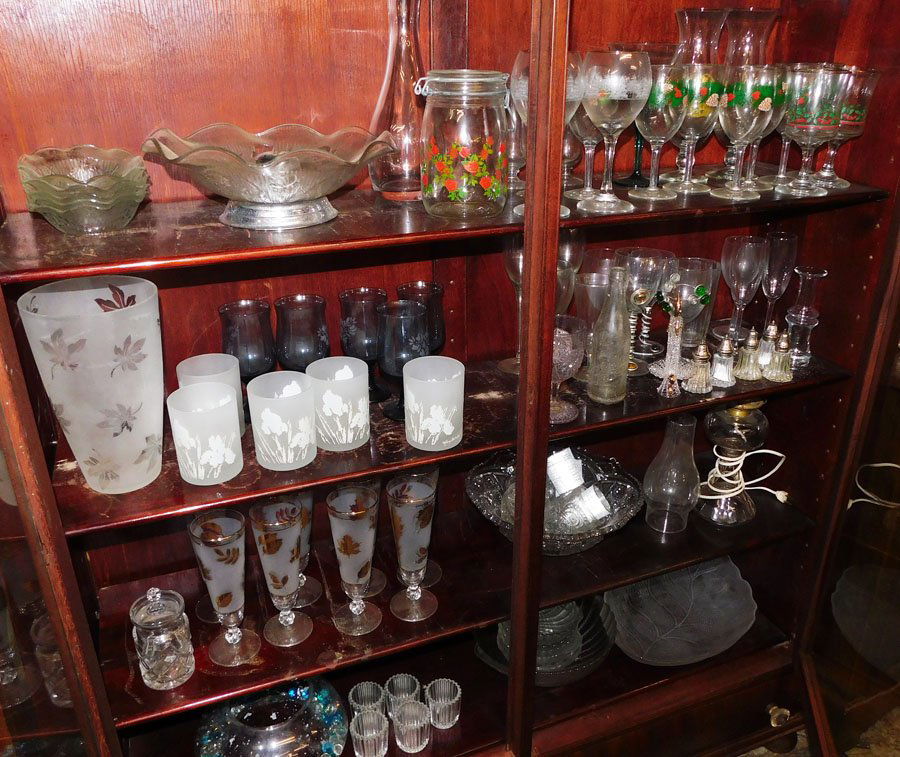 Lot Clear Glass Items (1 of 6)