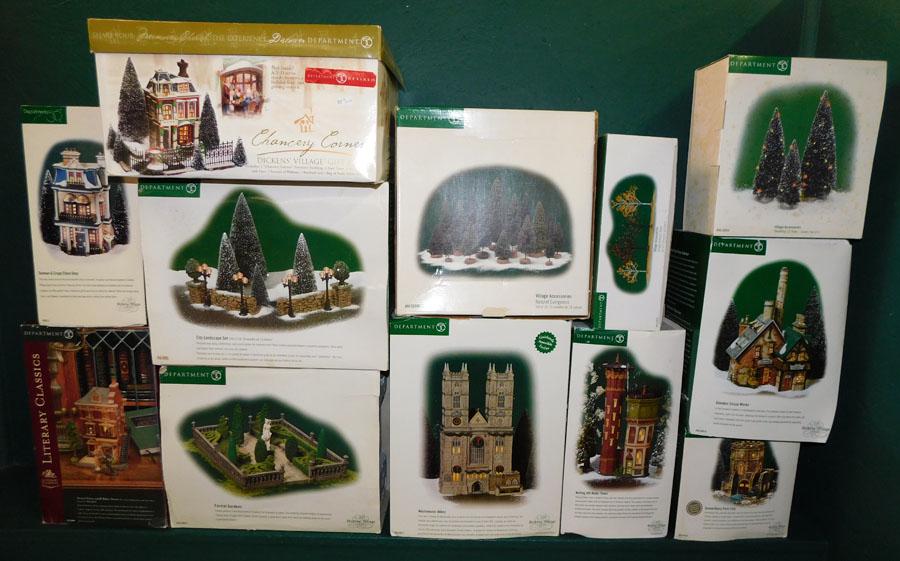 Lot Dept 56 Christmas Village Items (1 of 11)