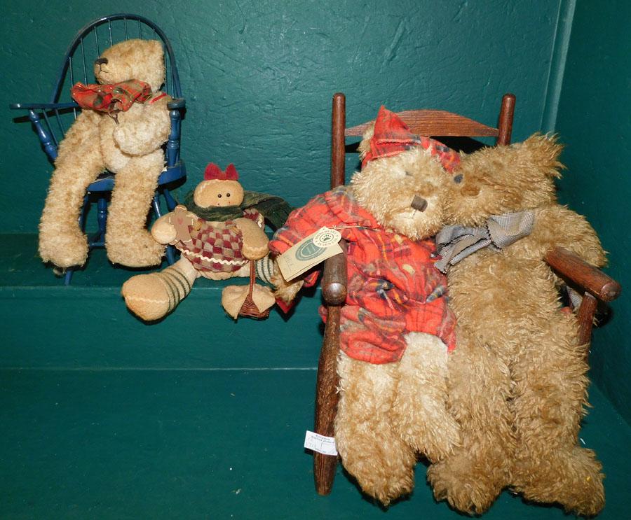 Three Stuffed Bears & Ginger Bread Man - 2 Doll Chairs (1 of 3)