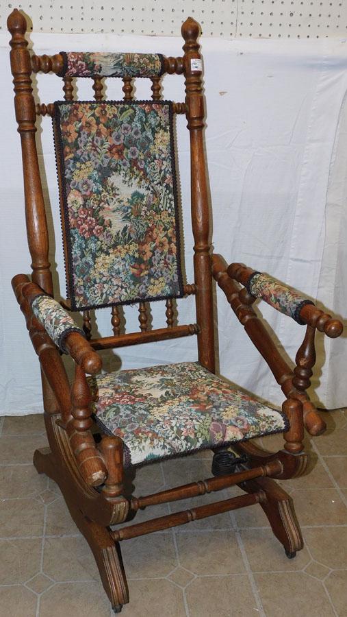 Antique Oak Rocker (1 of 3)